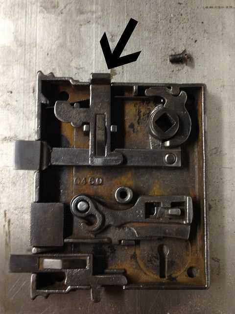 rim lock parts diagram